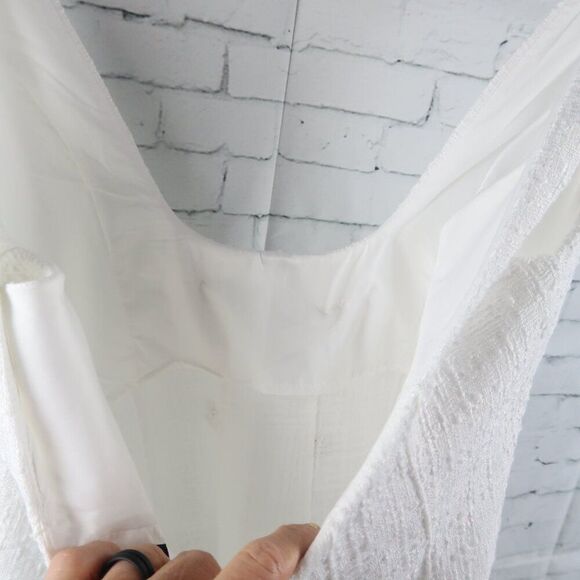 ZARA WHITE TWEED SLEEVELESS PLUNGING NECKLINE 4 BUTTON MINI DRESS SIZE MEDIUM - Picture 11 of 12